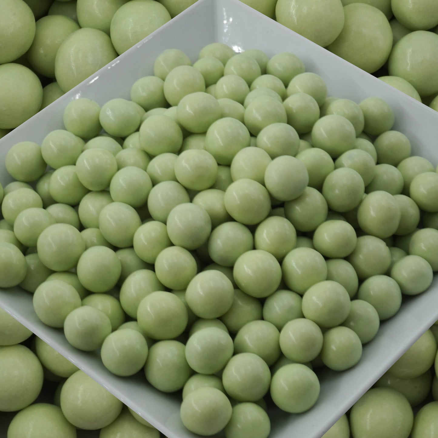 0,35kg Schokobälle hellgrün glanz