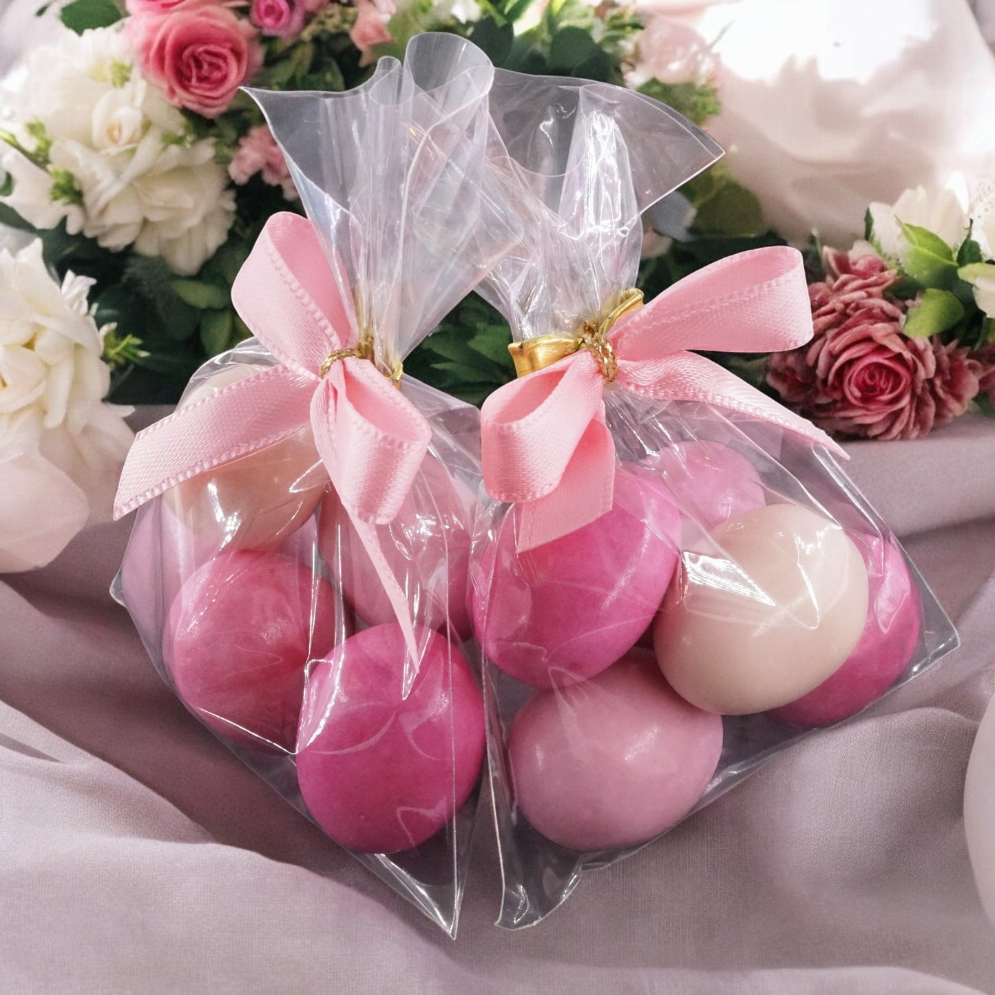 10 Stück Gastgeschenke Hochzeit, Taufe, Babyshower mit Schokomandeln rosa-pink