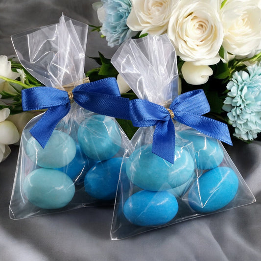 10 Stück Gastgeschenke Hochzeit, Taufe, Babyshower mit Schokomandeln hellblau-blau