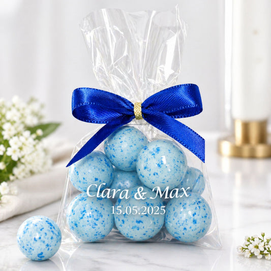 Personalisierte Gastgeschenke Hochzeit Taufe Babyshower weiss-blau – 10 Giveaways mit Crispy Schokokugeln