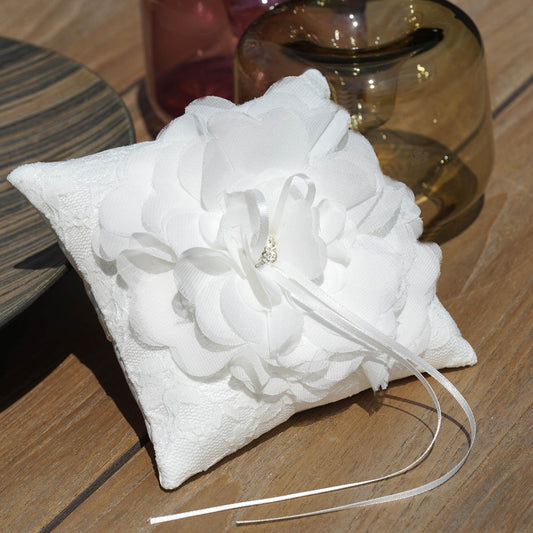 Ringkissen Blume Creme 15x15 cm mit Satinblume & Strass – Trauringkissen Hochzeit Klein Elegant