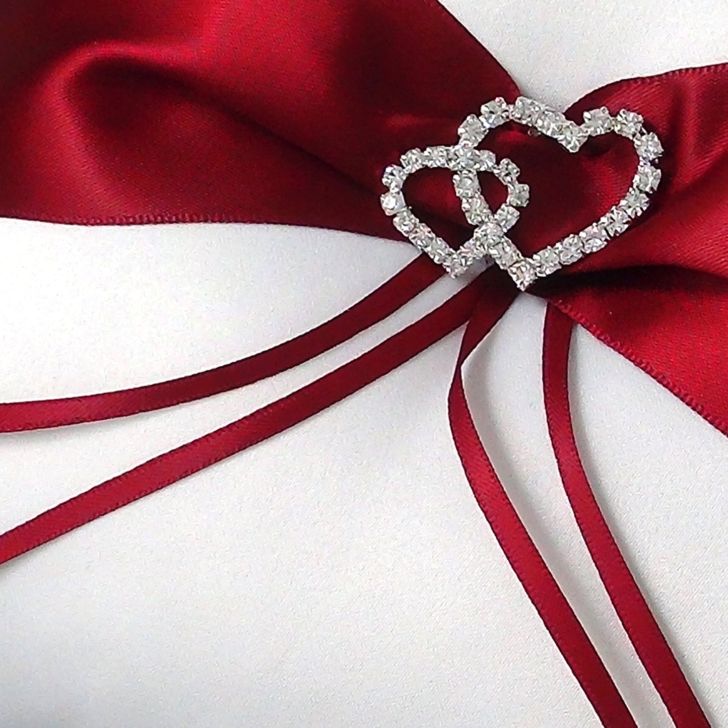 Hochzeits Set Amore Ringkissen 20x20 cm + 2 Streukörbchen Rot Weiß mit Strassherzen – Trauringkissen Set